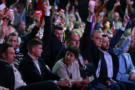 Η ψηφοφορία για την εκλογή προέδρου στο συνέδριο του ΣΥΡΙΖΑ